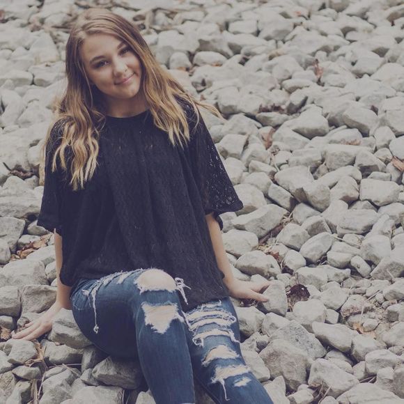 Meet your Posher, Jalynn - Picture 1 of 1